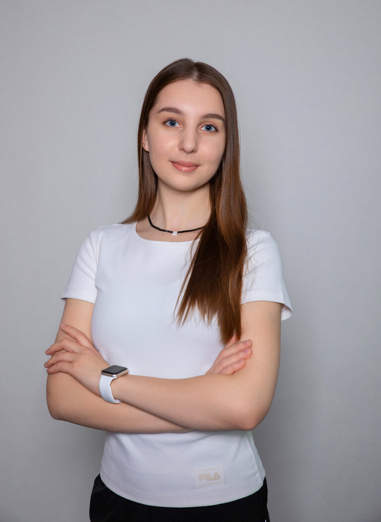 Тихонова Анна Максимовна